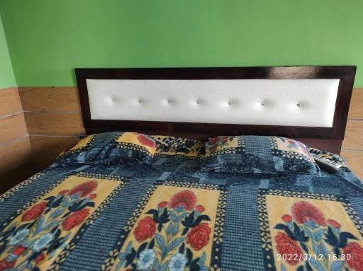 Anuraj Homestay Parashar - Housity