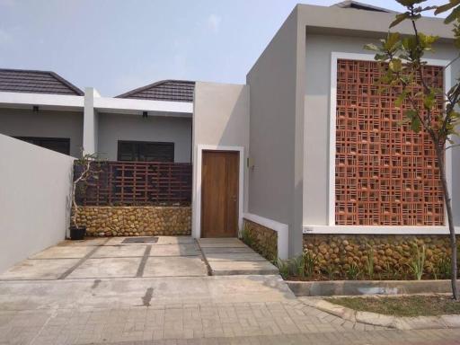 Maison de Q - 2 BR at Villa Ubud B 12 Anyer - Housity