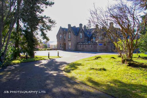Inverness Lochardil House - Housity