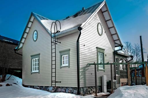 Lilla Sand - Housity