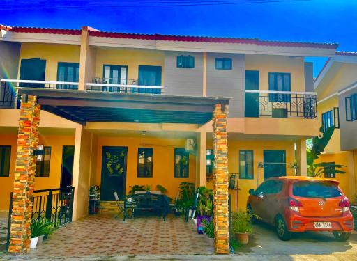 MACKIE’s PLACE - Hizvo