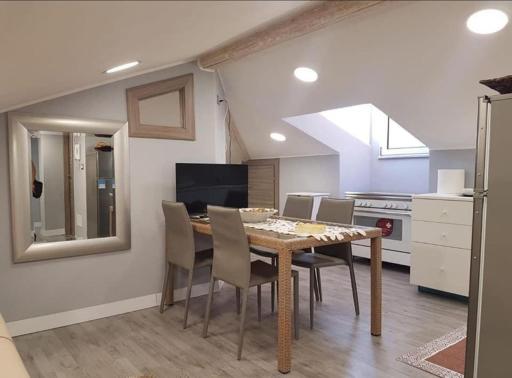 Mansarda Glamour - Housity