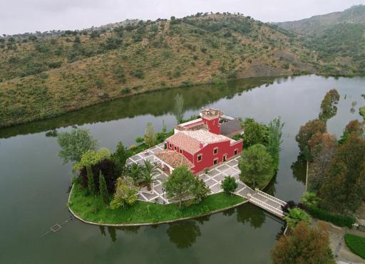 HACIENDA LA HUERTEZUELA y CASA DEL LAGO - Housity