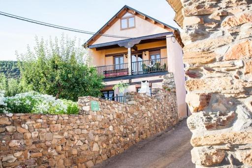 Cozy house in Tedejo 130 sqm peaceful natural surroundings - Housity