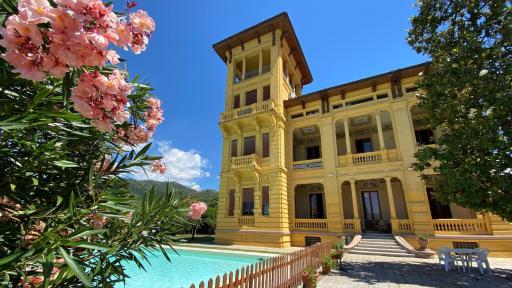 Villa Moorings - Housity