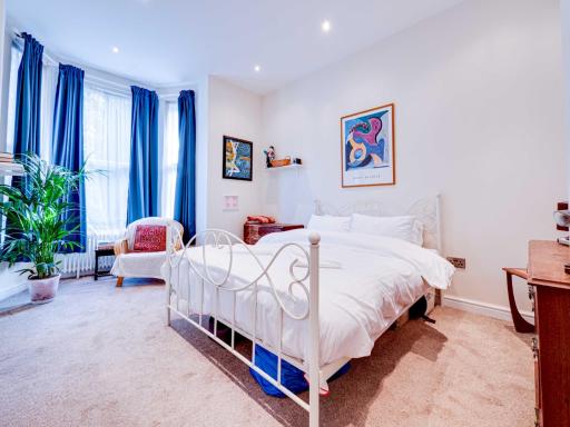 Arty & Cosy 1BR Apt South Manchester - Housity