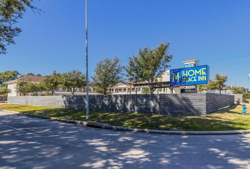 Home Place Inn Spring I-45 North and 1960 - Housity