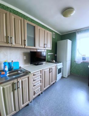 Uiutnye dvukhkomnatnye apartamenty v tsentre goroda karaganda - Housity