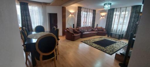 Vila AYAT - Housity