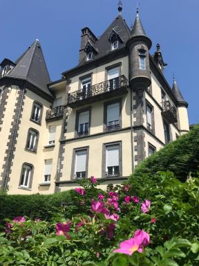 Le Grand Hôtel Mont Dore - Housity