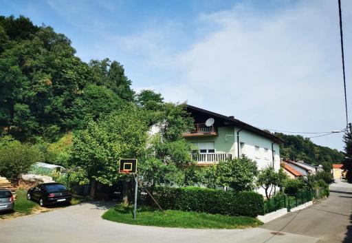 Apartmant Sandra - big terace and free parking - Housity