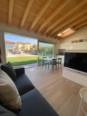 Little Mier - Housity