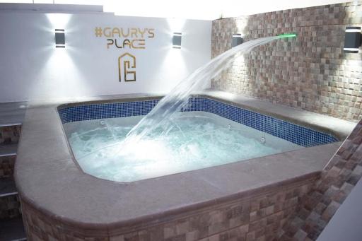 Gaurysplace. Exclusive Apt w/ Private terrace, jacuzzi, BBQ, wifi and more. - Housity