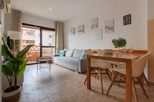 Apartamento 303 junto a la playa piscina y parking - Housity