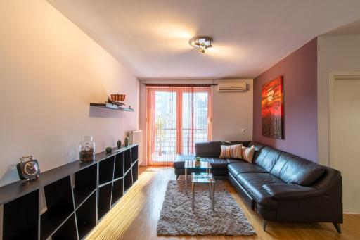 Flexible SelfCheckIns 31 - Zagreb - Garage - Loggia - New - Housity