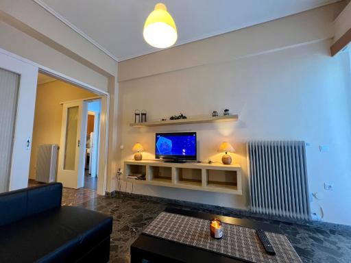 Loutraki Sunset Apartment - Housity