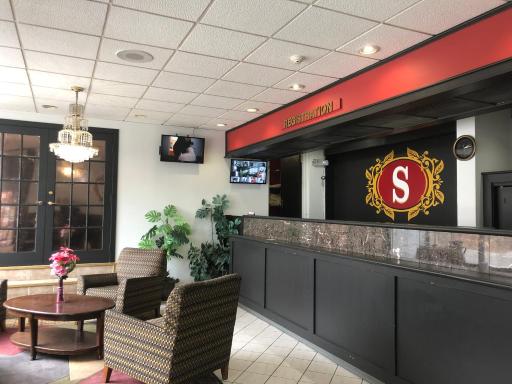 The Schenectady Inn & Suites - Housity