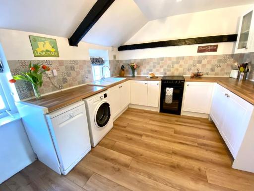 Stay at the Blue Bell - Housity