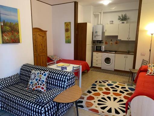 Appartamento affitti brevi Verona Colors/G.B. Rossi friendly - Housity