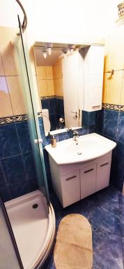 Apartment Pirja - Housity