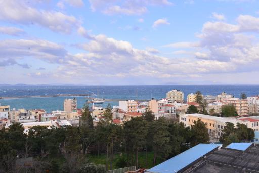 Panoramic Penthouse - Housity