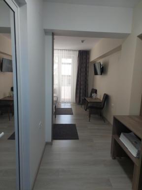 Hotel Breaza - Housity