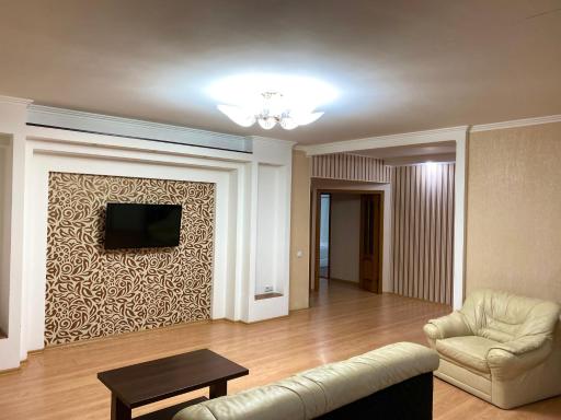 36 4 -х комн квартира в центре Кишиневе - Housity