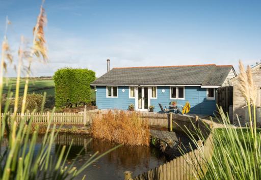 The Hut - Housity