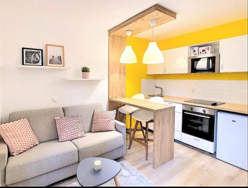 Centre Saint-Gervais studio Jaune moderne proche télécabine 2 pers - Housity