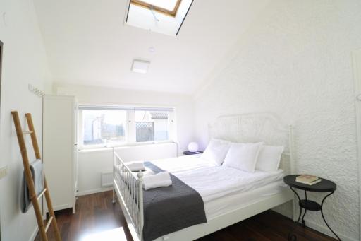 Kinna Central Town Villa - Housity