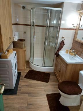 OAZA SPOKOJU NA FERMIE JELENI SLOW LIFE APARTAMENTy - Housity