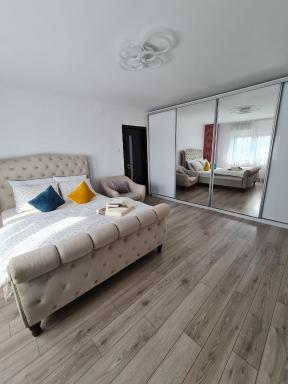 Stephanie Apartment - Housity