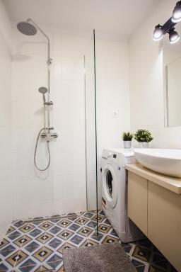 V10 B Apartment - Housity