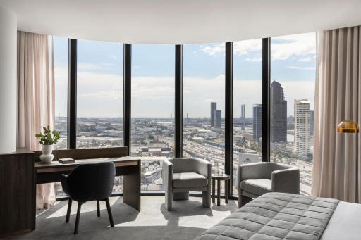 Oakwood Premier Melbourne - Housity