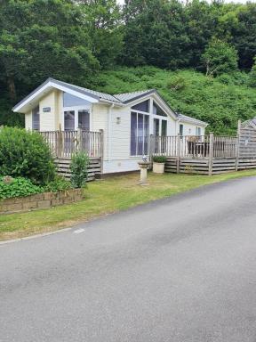 Holly Lodge - Housity