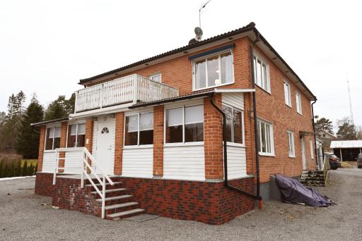 Large and well-equipped villa in Knivsta - Housity