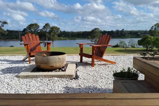 Picturesque Riverview Homestead - Housity