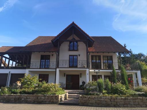 Ferienwohnung Haus Weinbergsblick - Housity