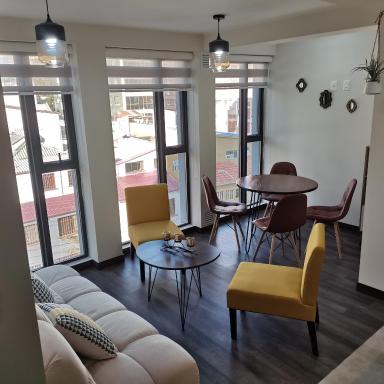 Cosmopolitan 502 - Housity