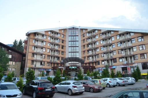 Persey Flora Apartments - Housity