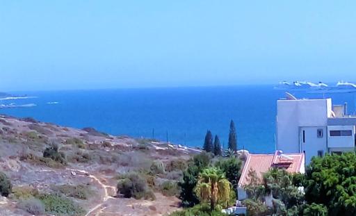 1 bedroom apartment with a magnificent sea view - Housity