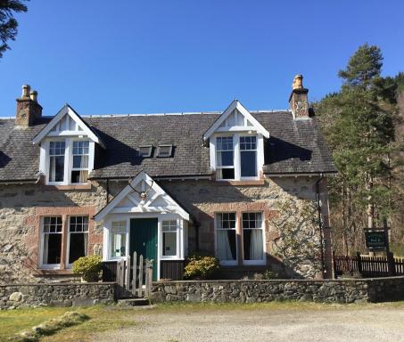 Westward Bed and Breakfast - Housity