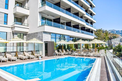 Katamare Hotel - Hizvo