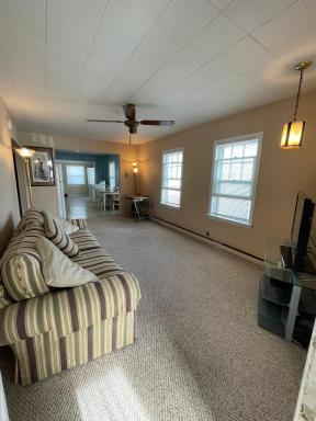 Next to Seaside Boardwalk! - Spacious 3 Bedroom - Housity