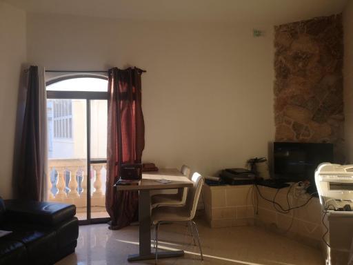 San Gwann calm homestay triple room - Housity