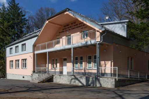Penzion Živec - restaurace a ubytování - Housity