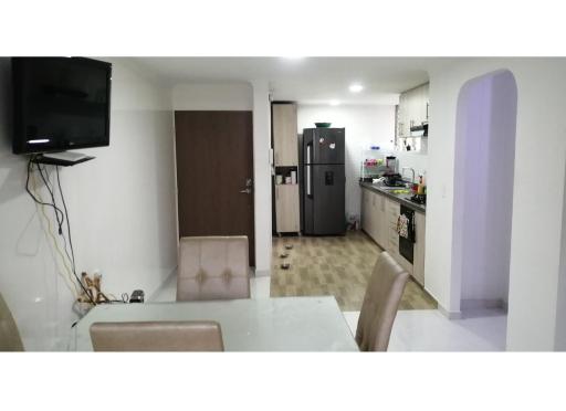 Habitación privada en apartamento con terraza - Housity