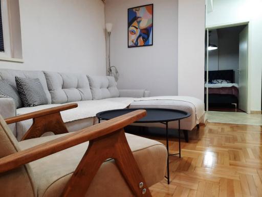 Petar's Apartment - Housity