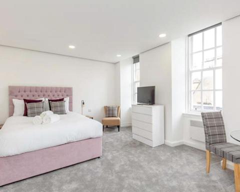 Lovely Studio in Unique Edinburgh Area, Old Town - Housity