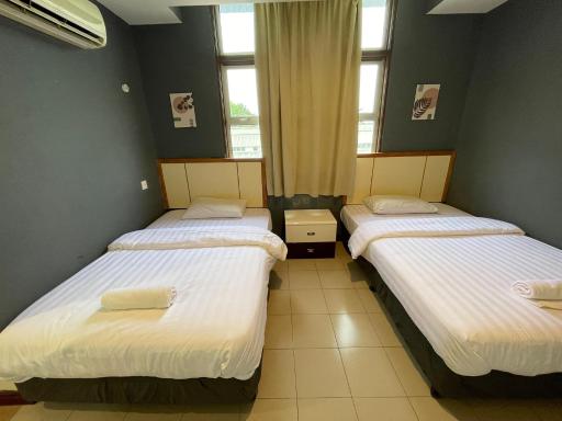 Fresh Hotel - Housity